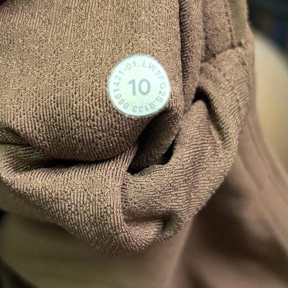 Lululemon Groove Nulu High Rise Flared Pant Womens Size 10 Brown - Picture 7 of 7